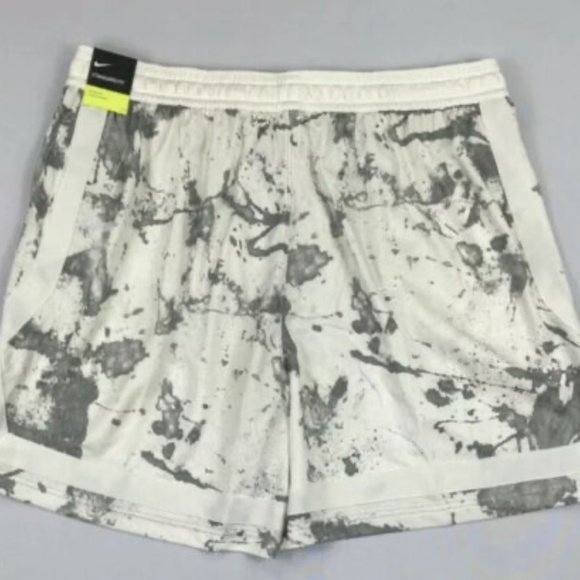 NIKE Air Fly Womens XL 2XL Crossover Marble Basketball Shorts CU3485 002 NEW - Picture 4 of 7